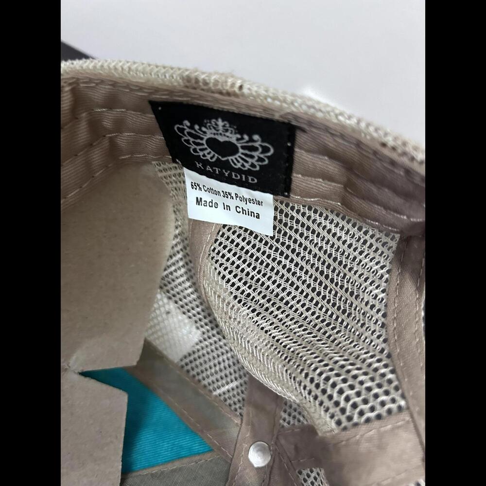 NWT OH Hey Vacay trucker Hat Women's - Picture 4 of 5